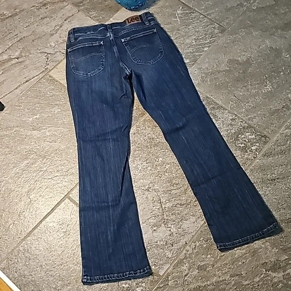 Lee size 6 jeans - Picture 5 of 8